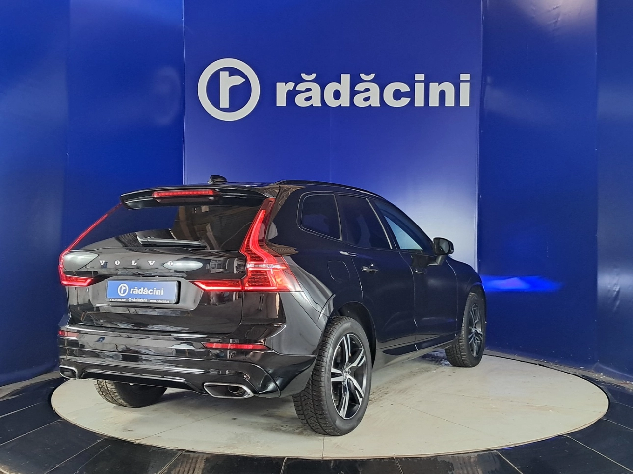 VOLVO XC60 HYBRID