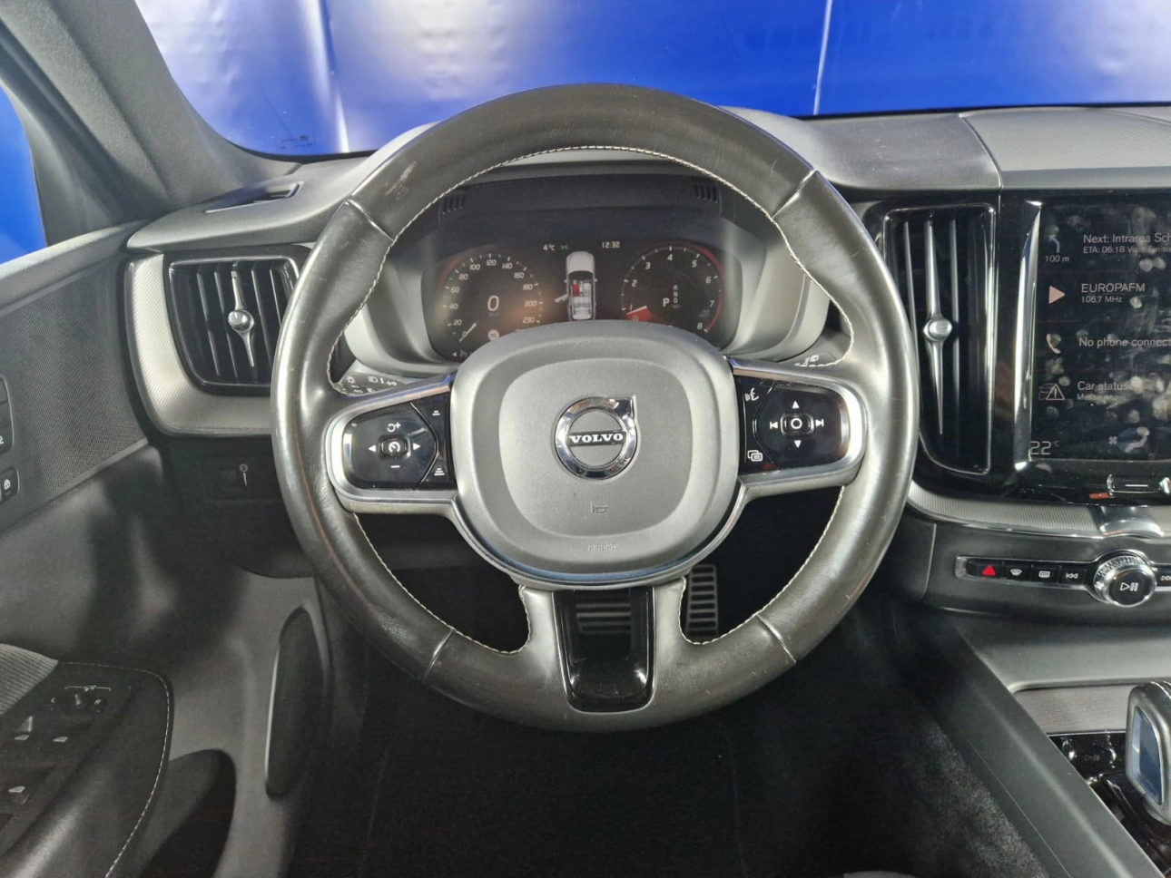 VOLVO XC60 HYBRID