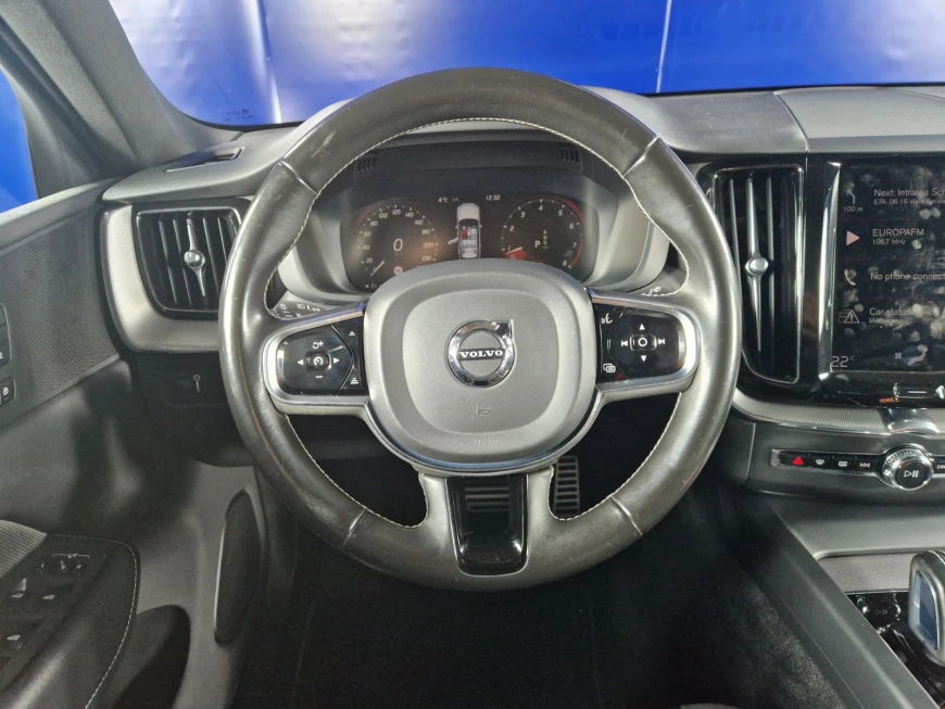 VOLVO XC60 HYBRID