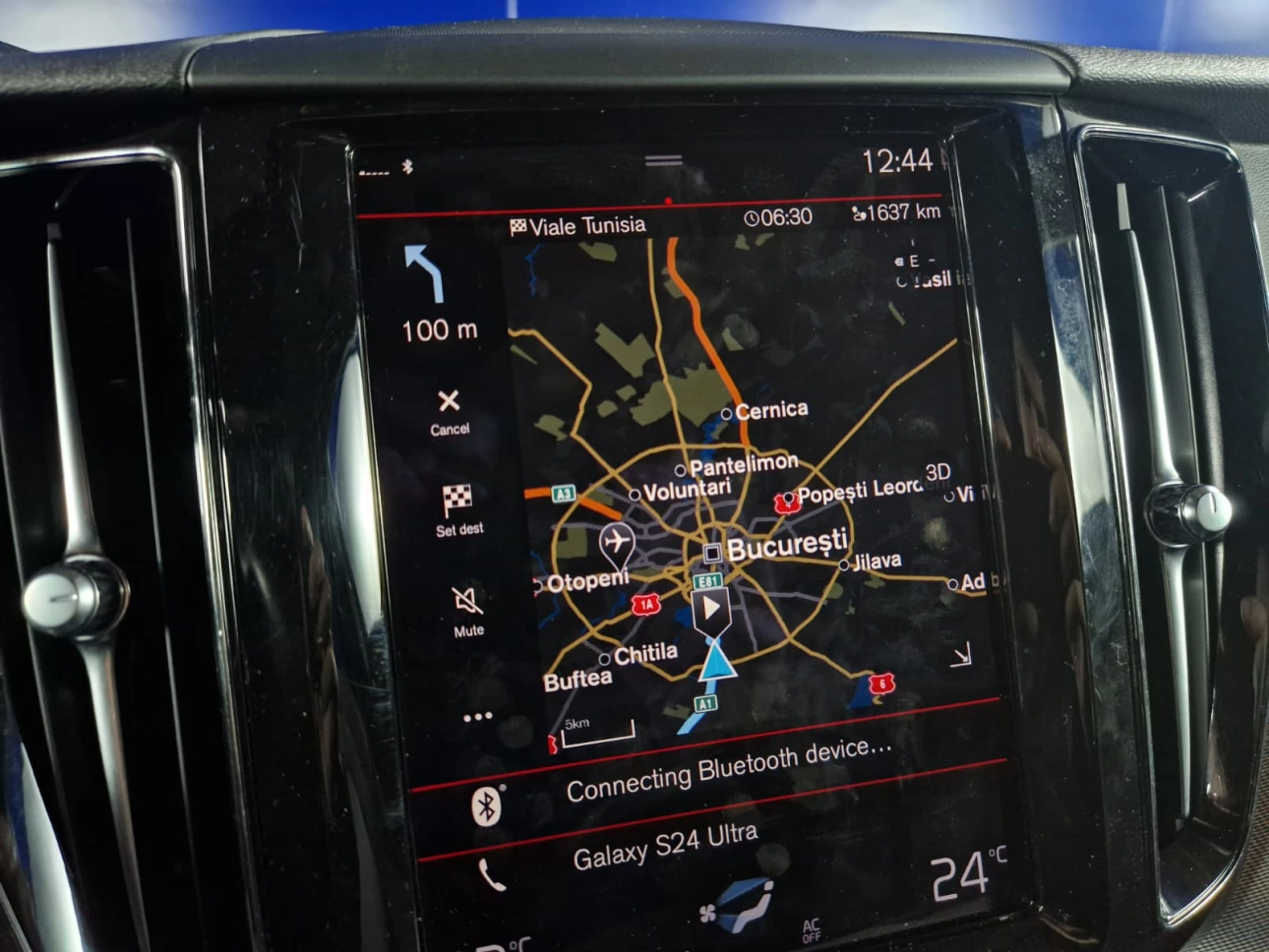 VOLVO XC60 HYBRID