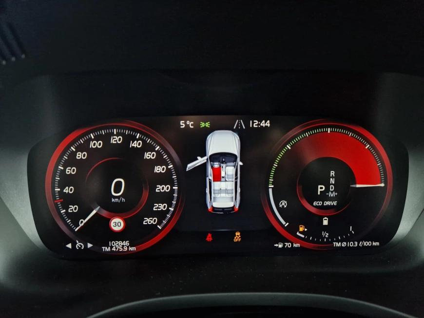 VOLVO XC60 HYBRID