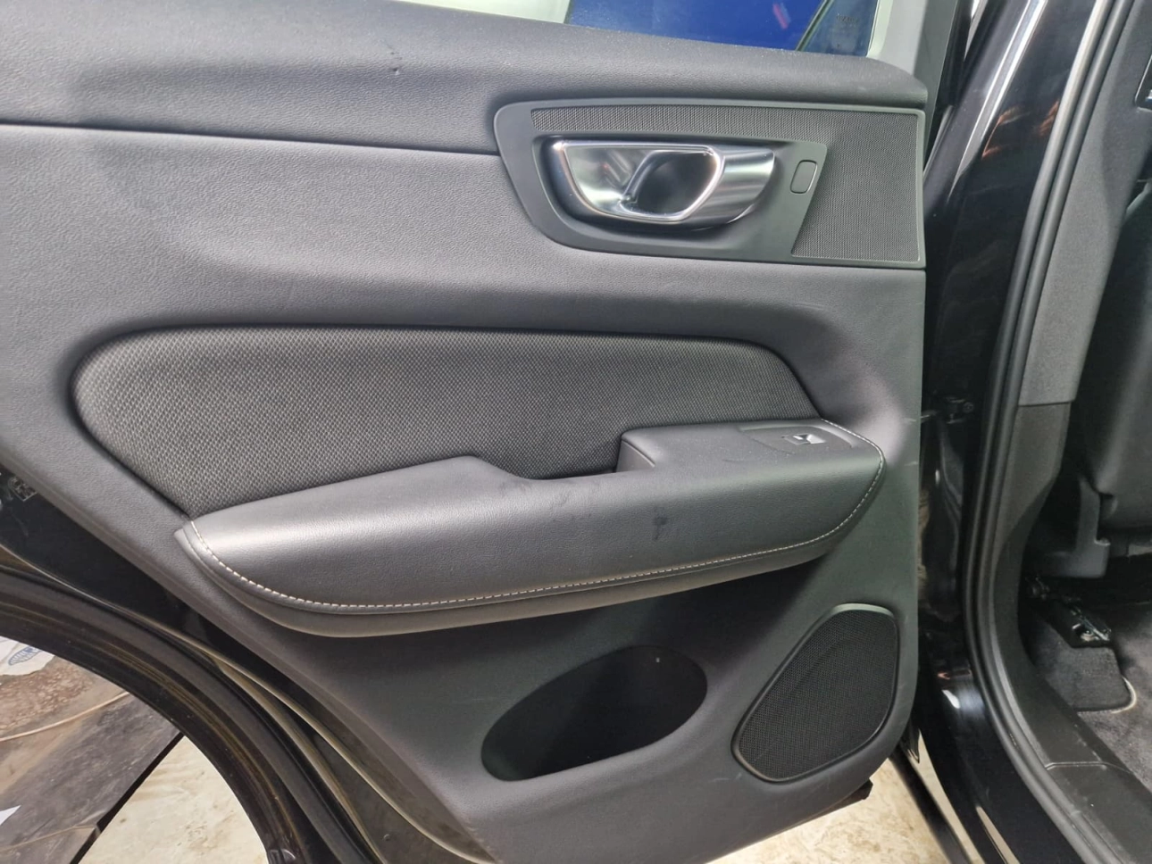 VOLVO XC60 HYBRID