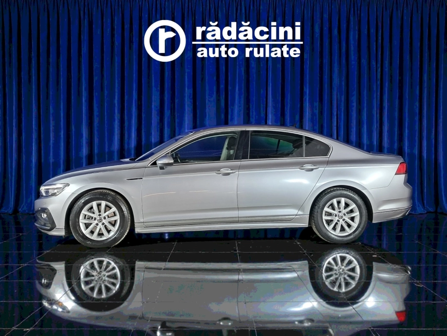 VOLKSWAGEN PASSAT COMFORTLINE R-LINE