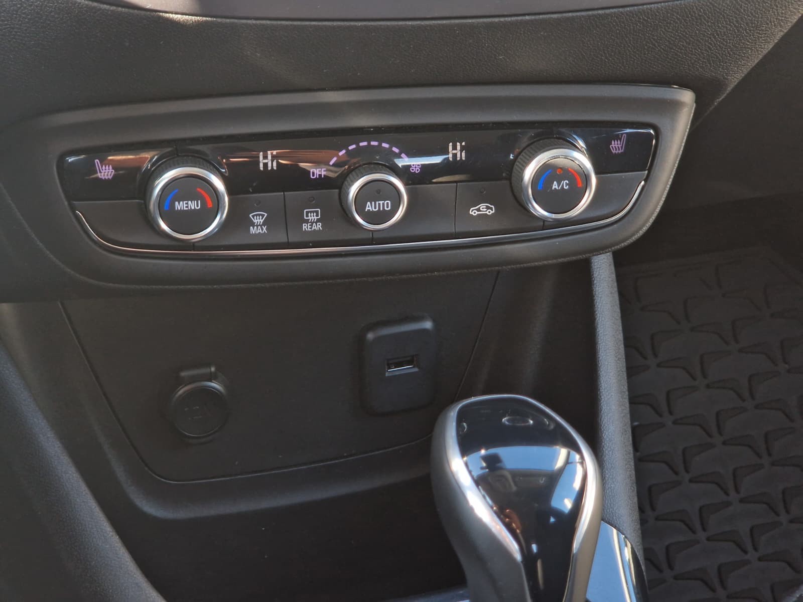 OPEL Crossland X 2022 — imagine 18