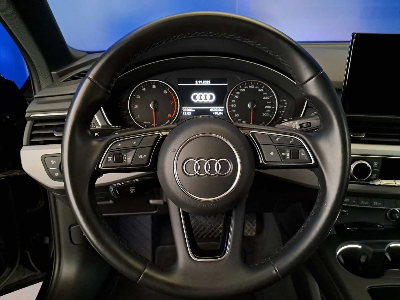 AUDI A4 2022 — imagine 11