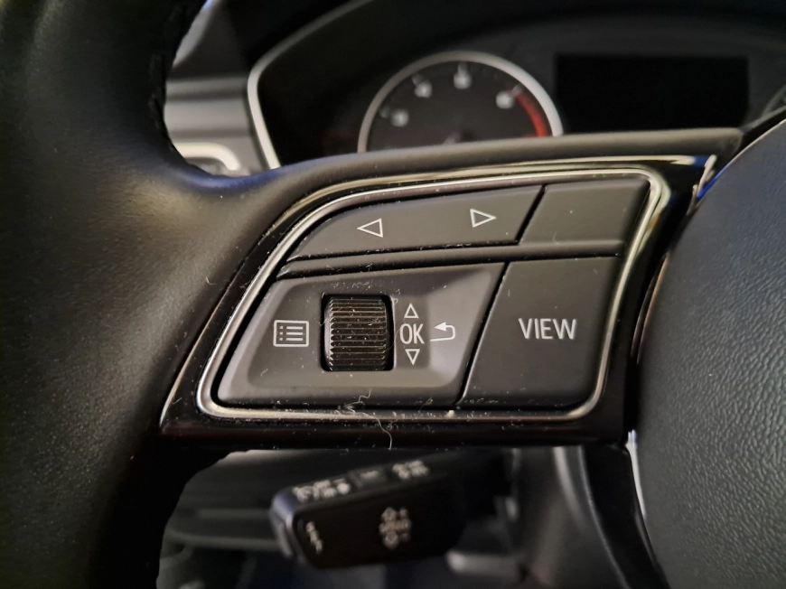 AUDI A4 35TFSI MHEV - HYBRID