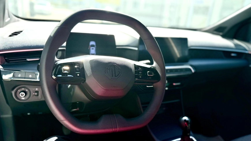 Mg 3 ICE Hatchback 202