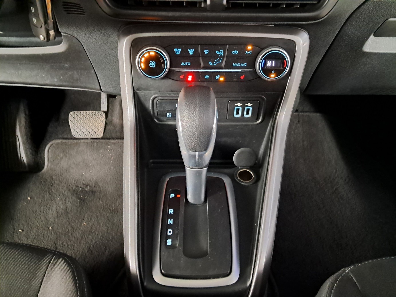FORD Ecosport 2019 — imagine 17