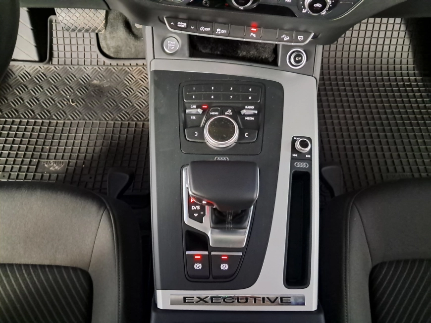 AUDI Q5 QUTTRO 2.0TDI 190CP