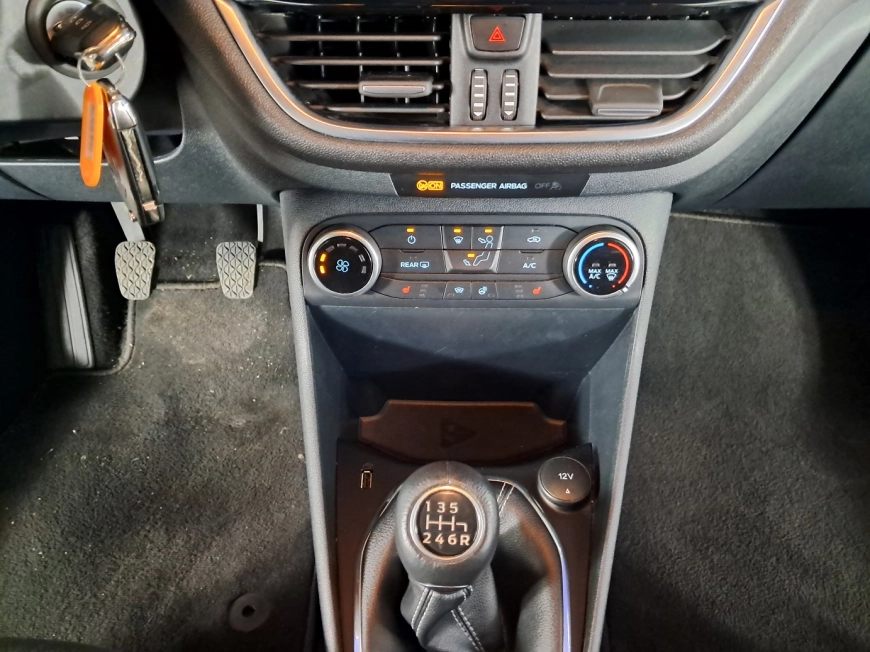 FORD FIESTA TREND CONNECTED