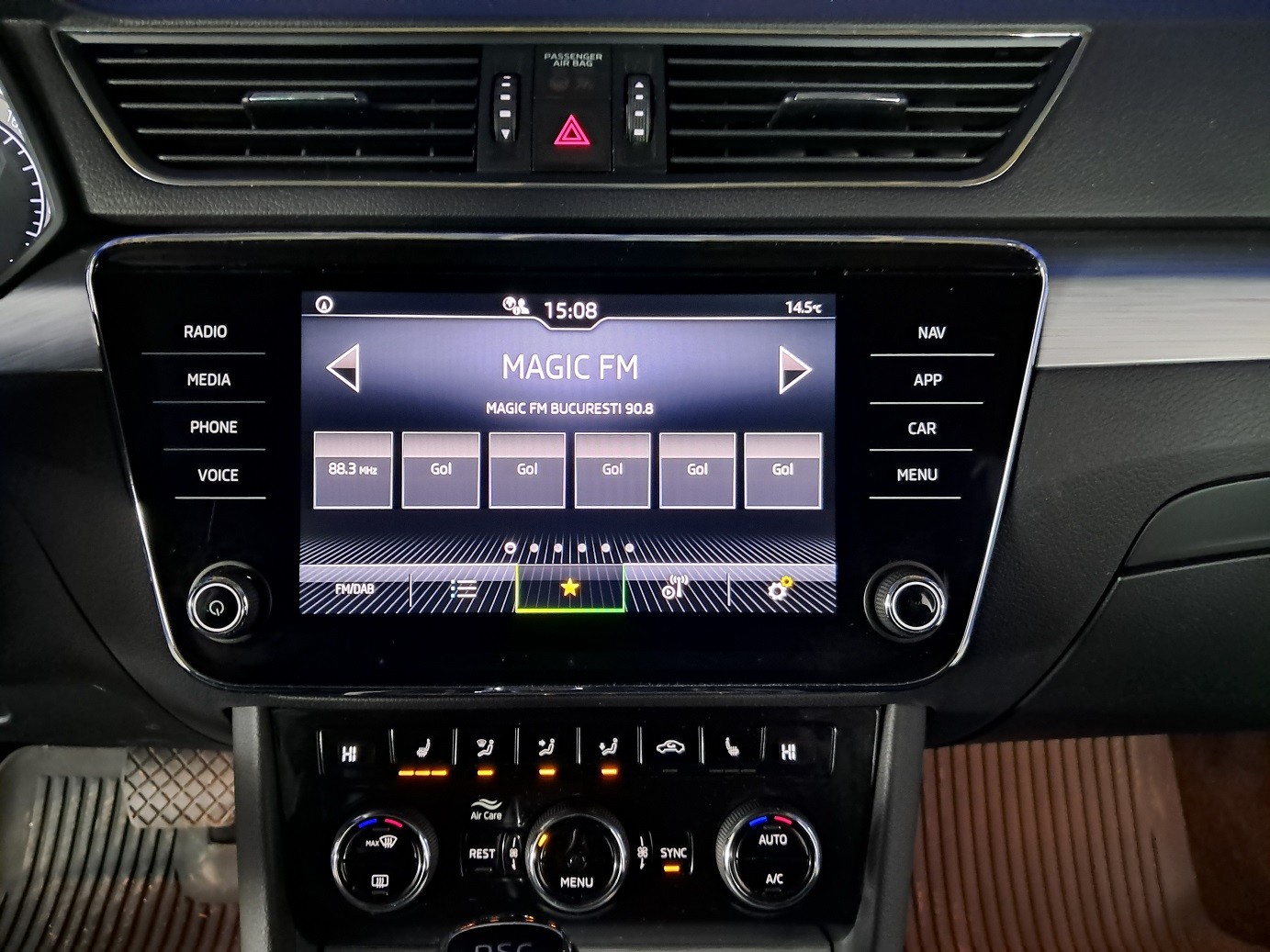 SKODA Superb 2020 — imagine 15