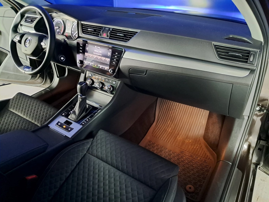 SKODA SUPERB AMBITION 1.5TSI DSG7