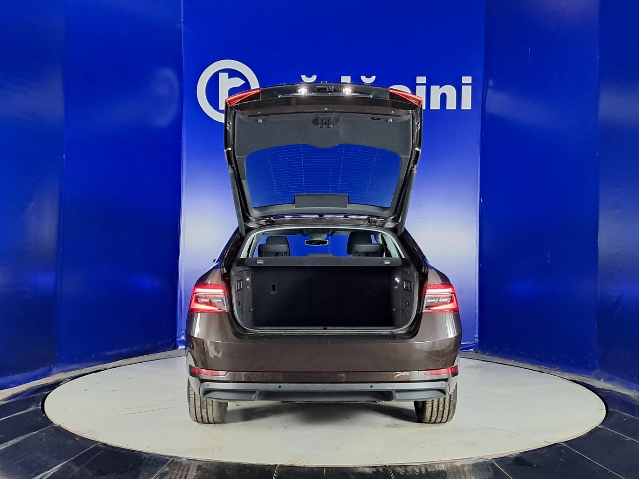 SKODA SUPERB AMBITION 1.5TSI DSG7