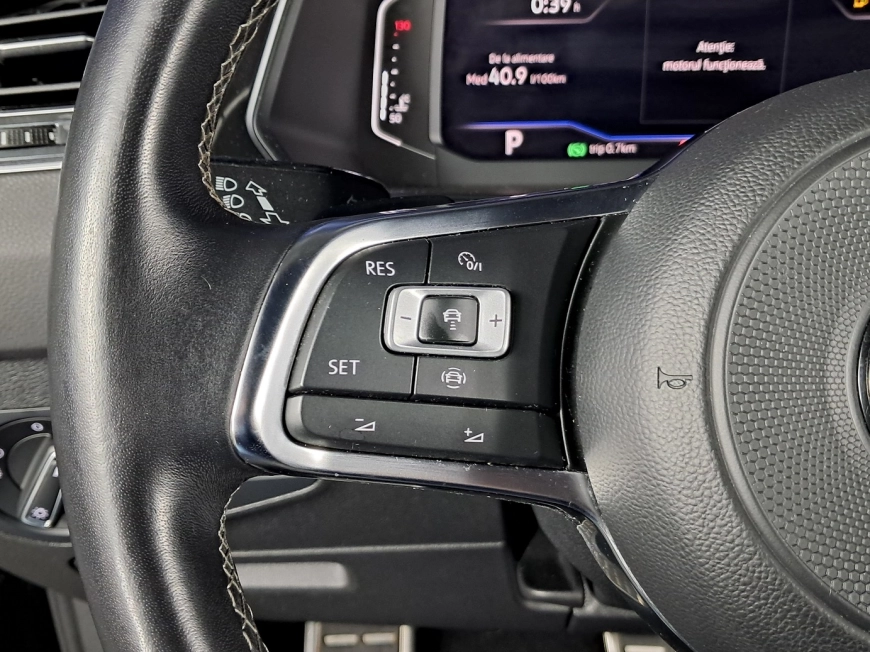 VOLKSWAGEN TIGUAN R-LINE 2.0TSI 190CP 4WD