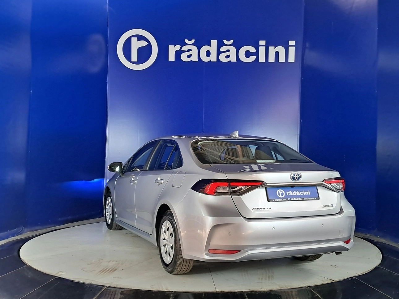 TOYOTA COROLLA BUSINESS HSD E-CVT 1.8i-98CP