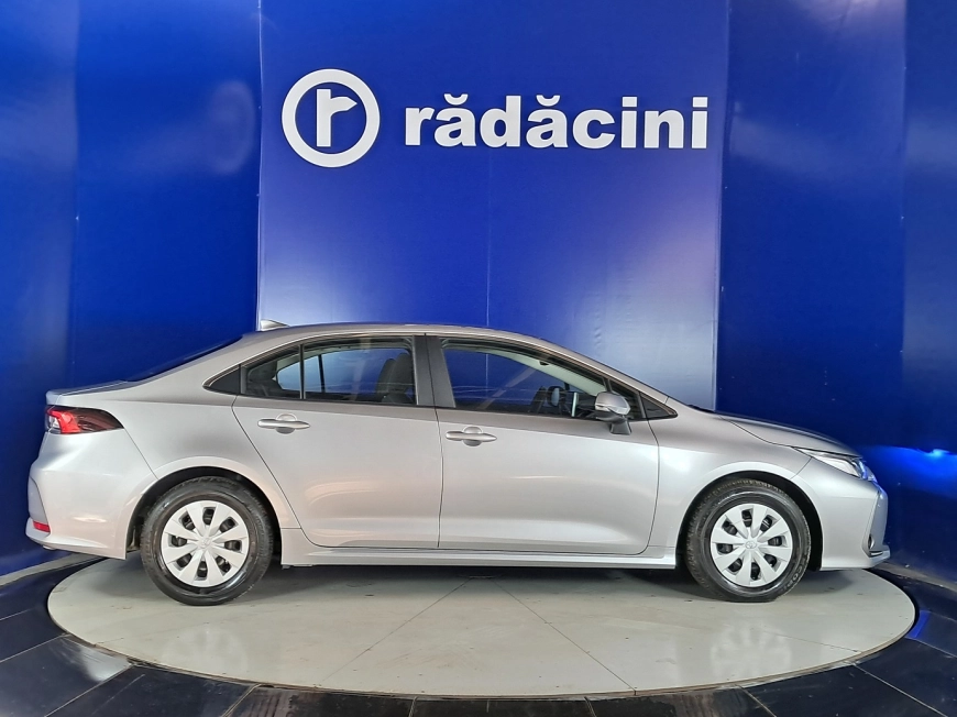 TOYOTA COROLLA BUSINESS HSD E-CVT 1.8i-98CP