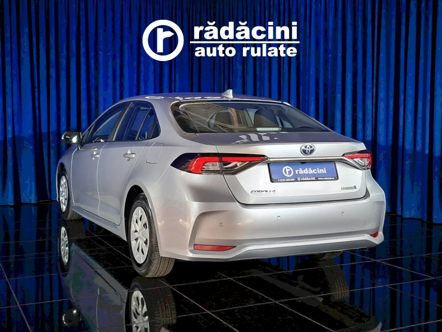 TOYOTA COROLLA BUSINESS HSD E-CVT 1.8i-98CP