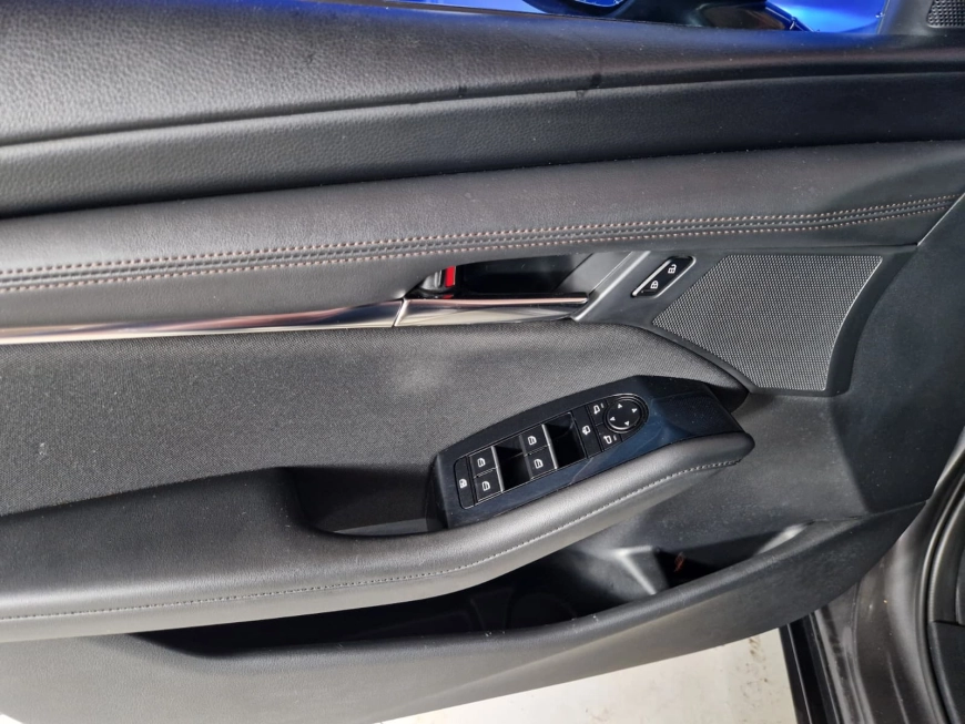 MAZDA 3 SEDAN G122 SKYACTIV HYBRID