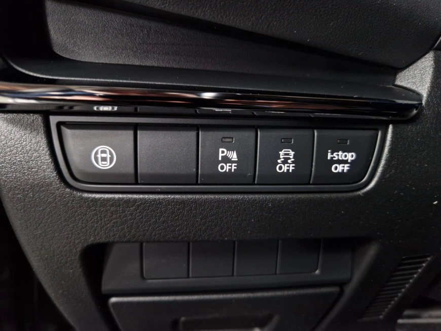 MAZDA 3 SEDAN G122 SKYACTIV HYBRID