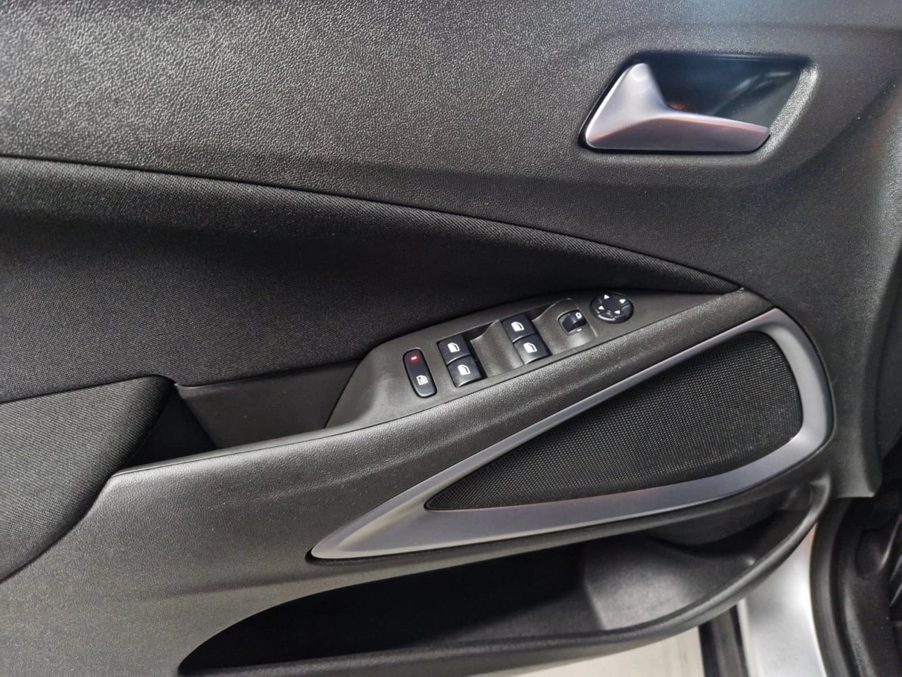 OPEL CROSSLAND X 1.2 AT6