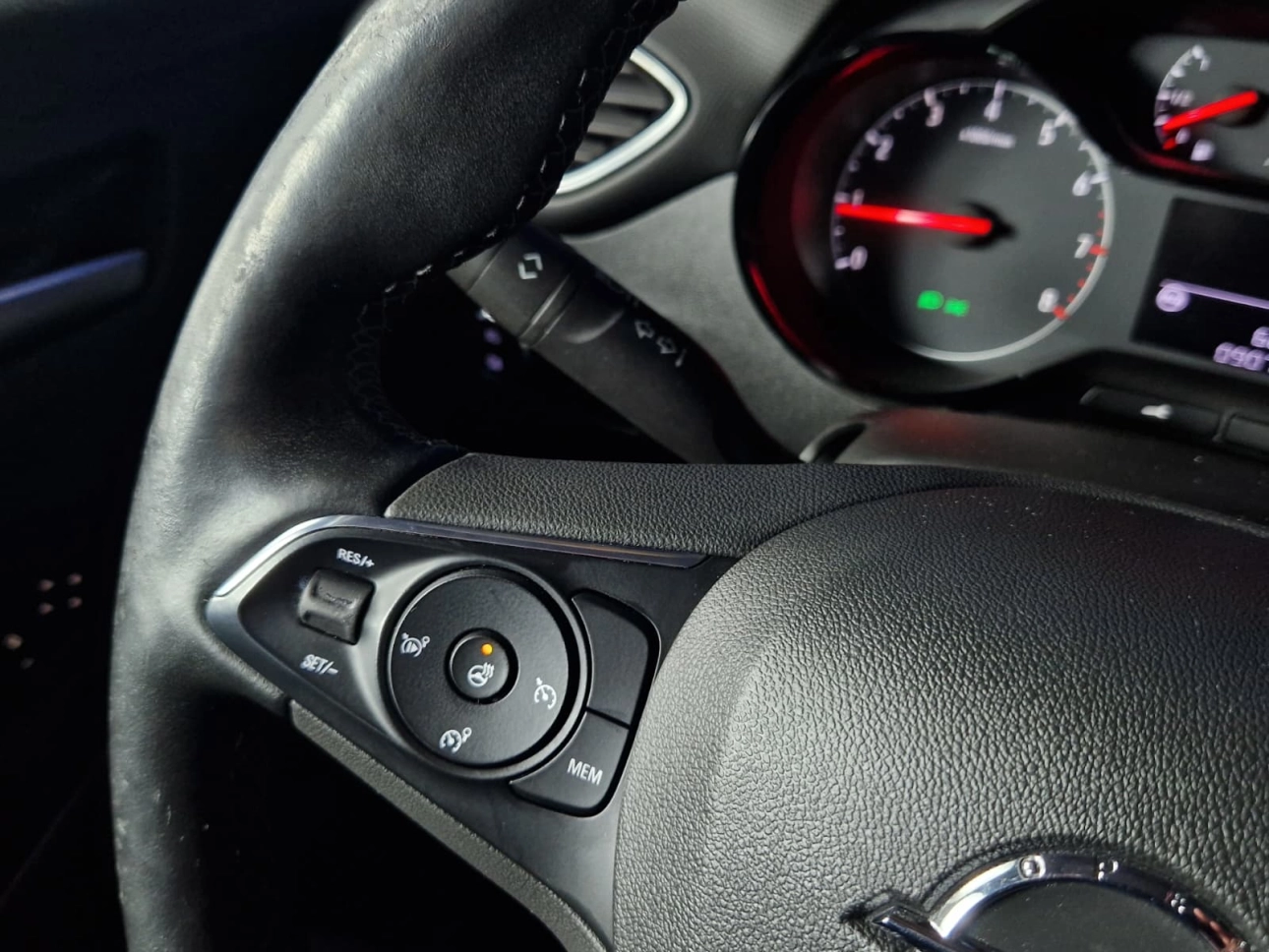 OPEL CROSSLAND X 1.2 AT6