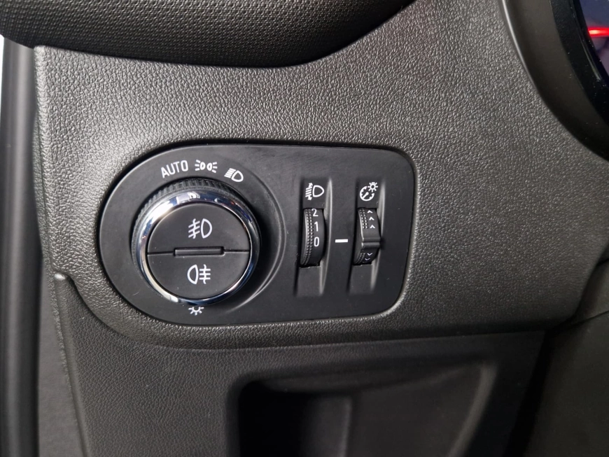 OPEL CROSSLAND X 1.2 AT6