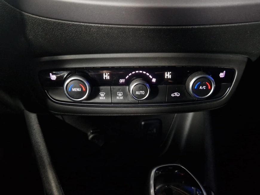 OPEL CROSSLAND X 1.2 AT6