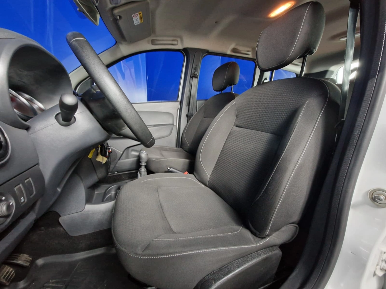 DACIA LODGY 1.5DCI BLUE DCI LAUREAT 7 LOCURI