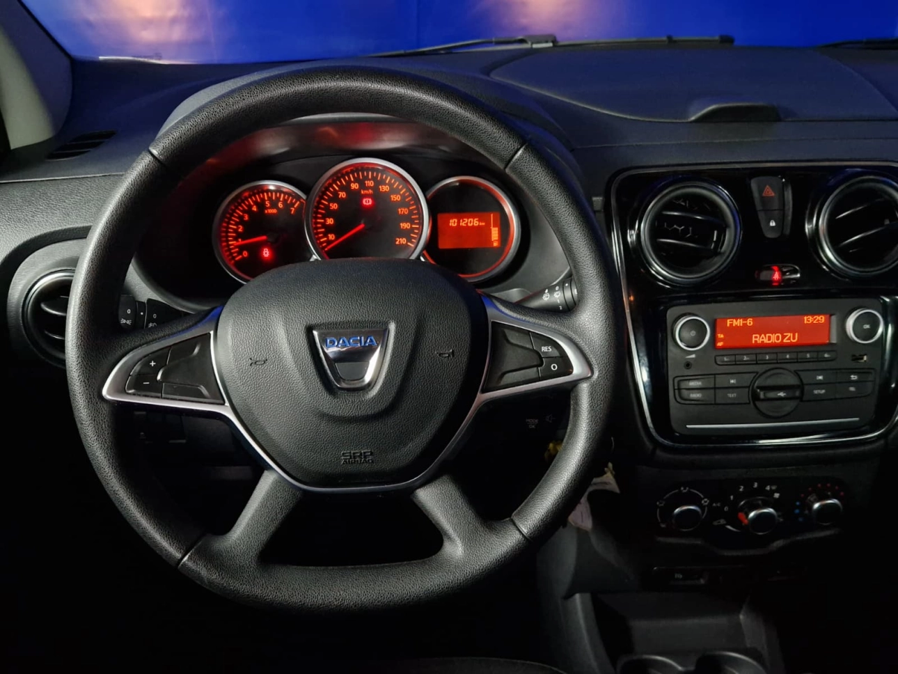 DACIA LODGY 1.5DCI BLUE DCI LAUREAT 7 LOCURI