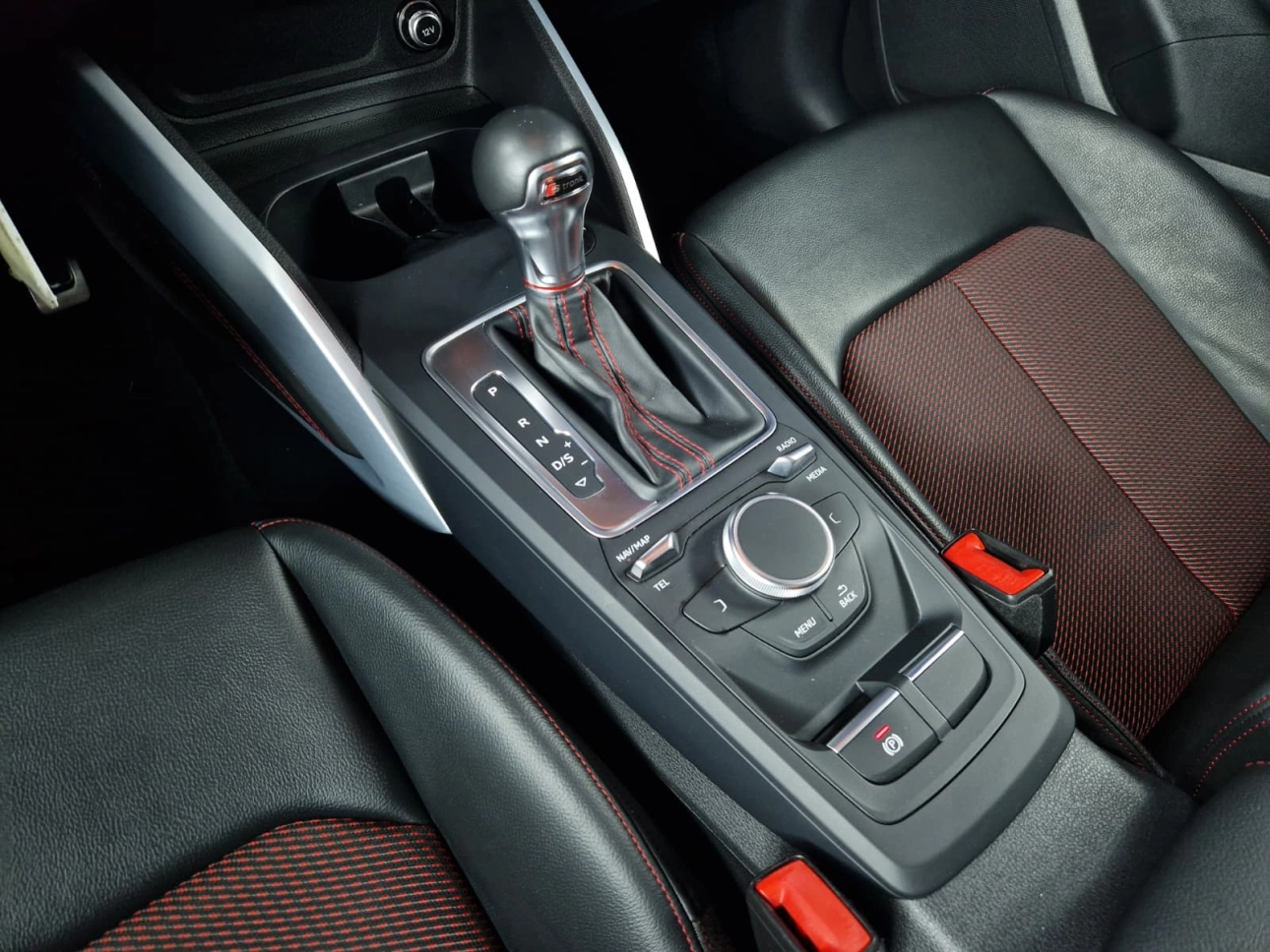 AUDI Q2 QUATRO  2.0TFSI S-TRONIC 300CP