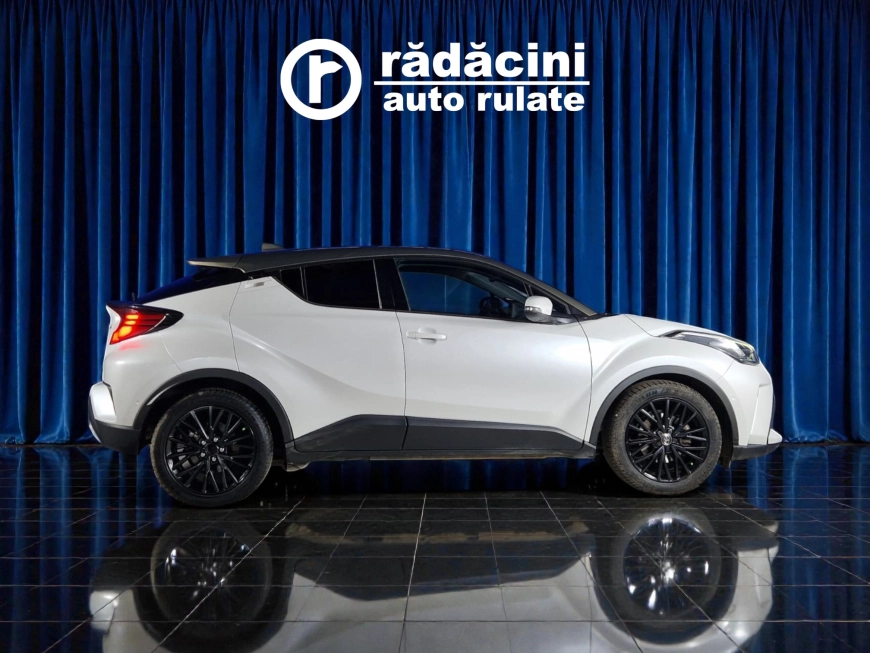 TOYOTA C-HR 2.0i HIBRID BI-TONE 152 CP