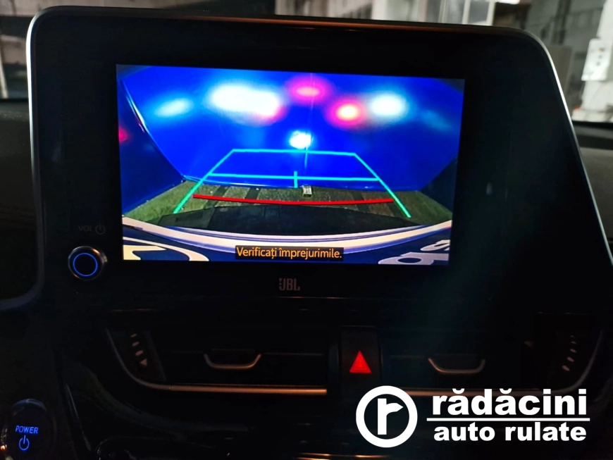 TOYOTA C-HR 2.0i HIBRID BI-TONE 152 CP