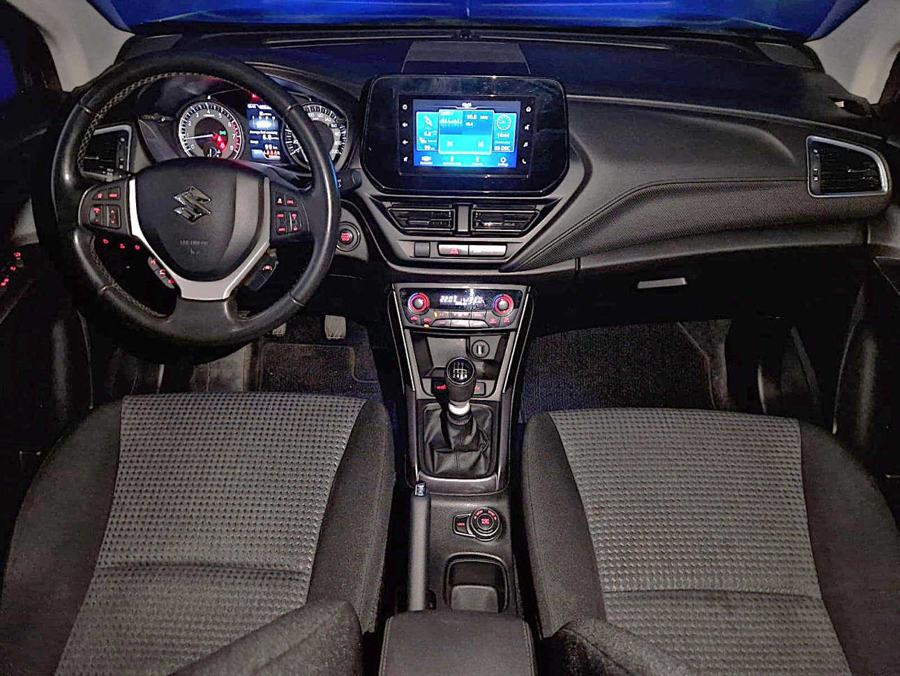 SUZUKI SX4 PASSION 4X4 1.4Ti HYBRID 2022