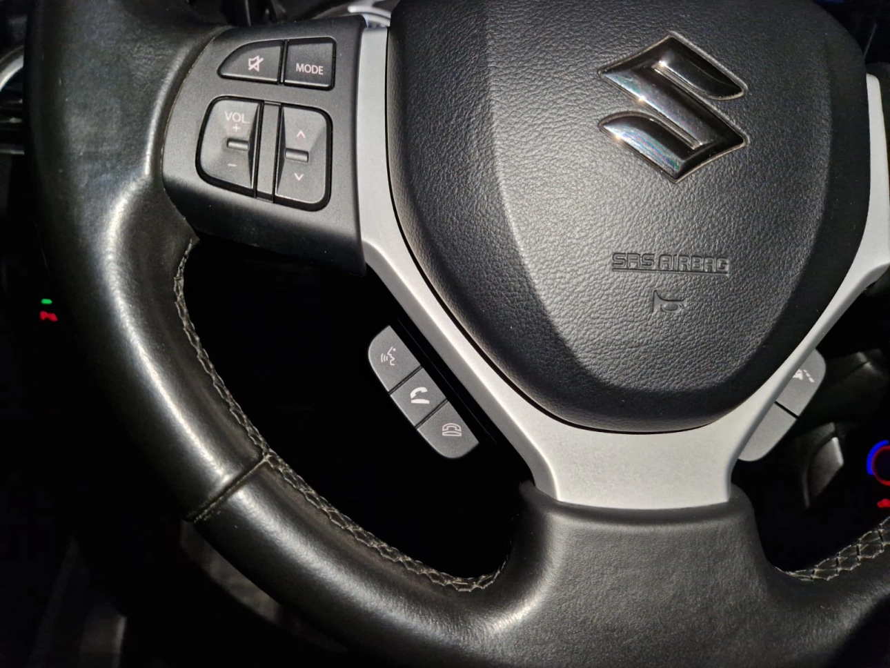 SUZUKI SX4 PASSION 4X4 1.4Ti HYBRID 2022