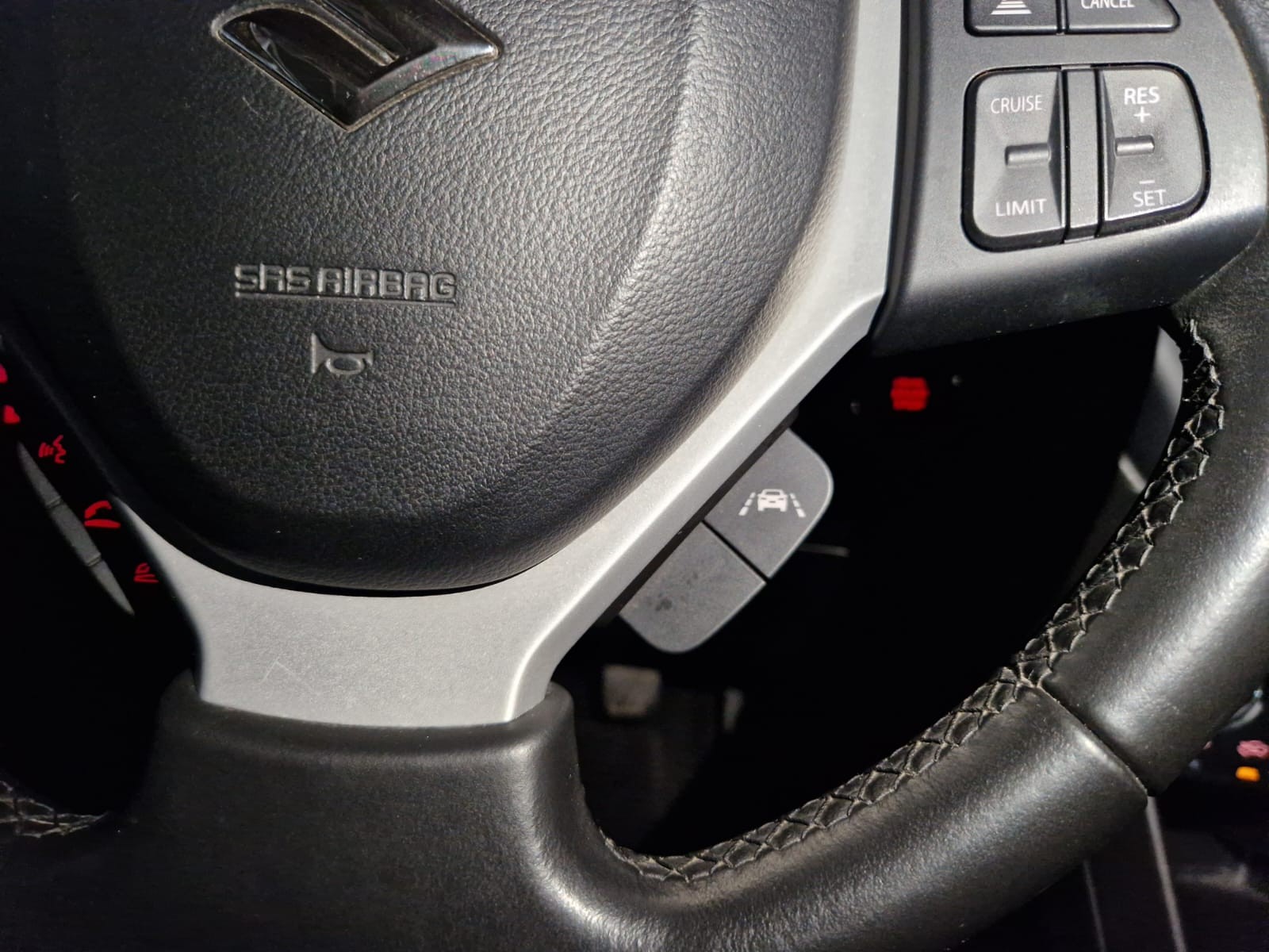 SUZUKI SX4 2023 — imagine 17
