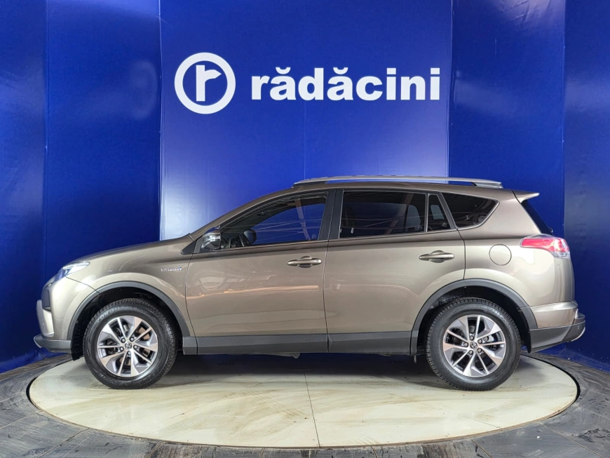 TOYOTA RAV 4 EXECUTIV 4WD 2.5i HYBRID155CP
