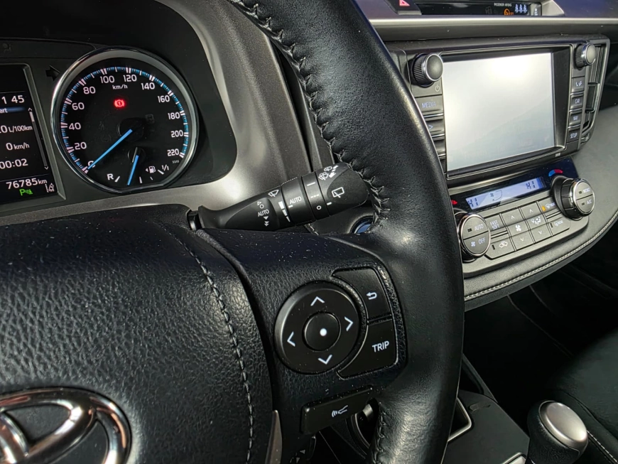 TOYOTA RAV 4 EXECUTIV 4WD 2.5i HYBRID155CP