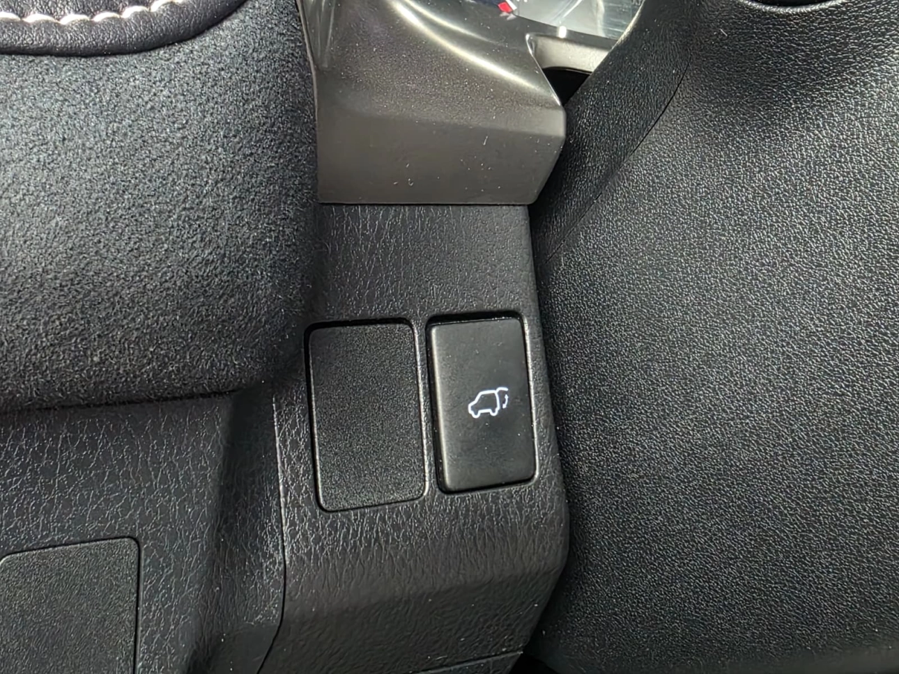 TOYOTA RAV 4 EXECUTIV 4WD 2.5i HYBRID155CP