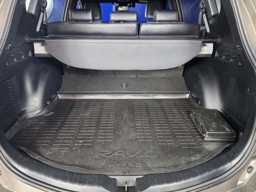 TOYOTA RAV 4 EXECUTIV 4WD 2.5i HYBRID155CP