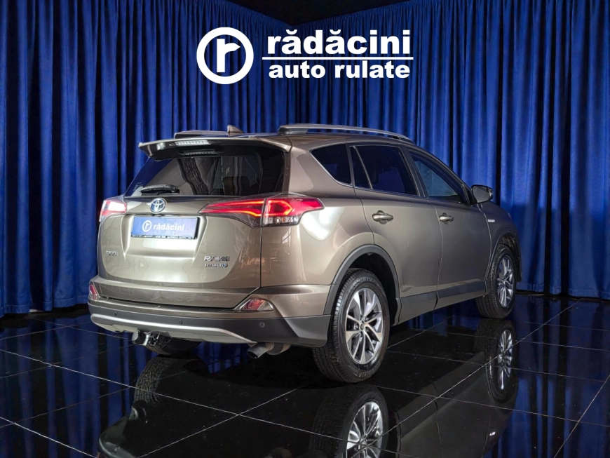 TOYOTA RAV 4 EXECUTIV 4WD 2.5i HYBRID155CP