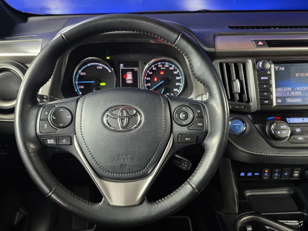 TOYOTA RAV 4 EXECUTIV 4WD 2.5i HYBRID155CP