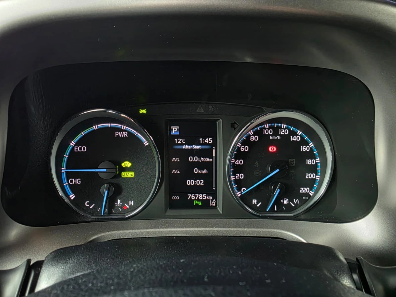 TOYOTA RAV 4 EXECUTIV 4WD 2.5i HYBRID155CP