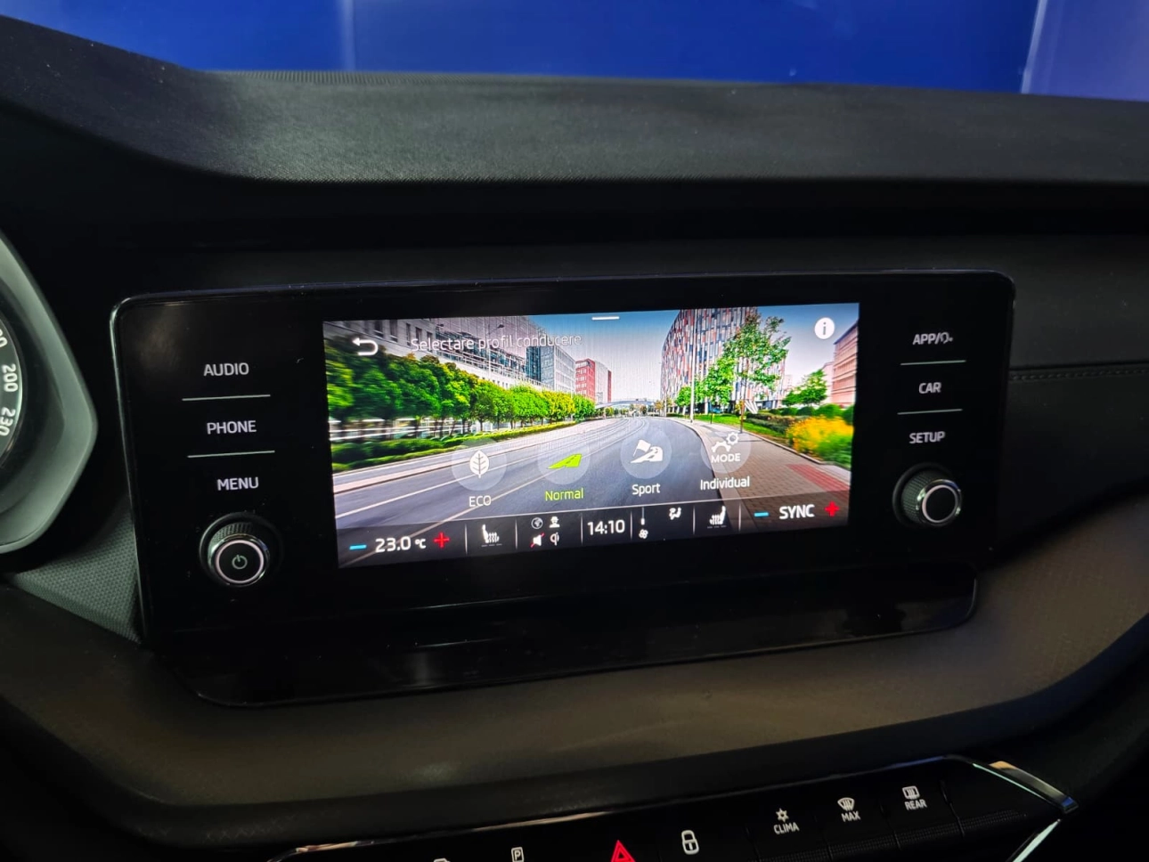 SKODA OCTAVIA IV AMBITION 1.5TSI 150CP