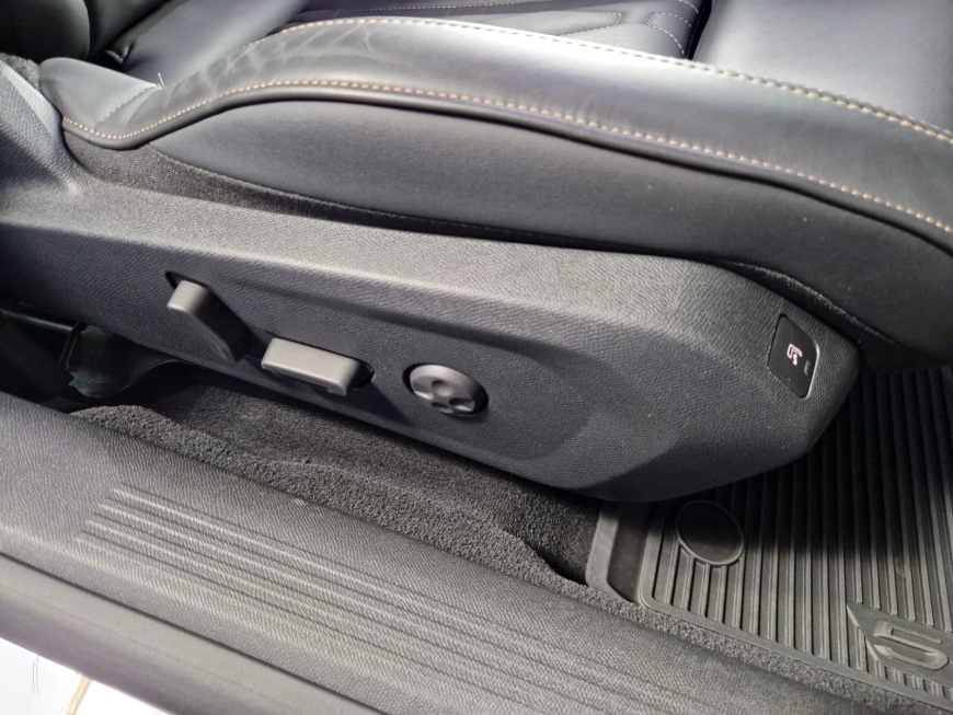 PEUGEOT 508 GT LINE AT8 225CP 2020