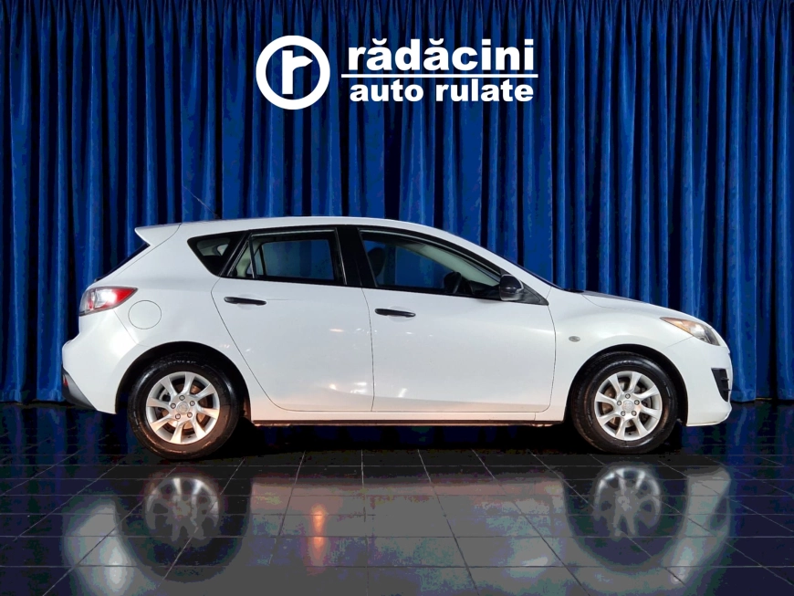 MAZDA 3 HATCHBACK 1.6i 105CP