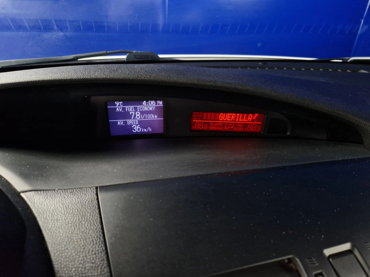 MAZDA 3 HATCHBACK 1.6i 105CP