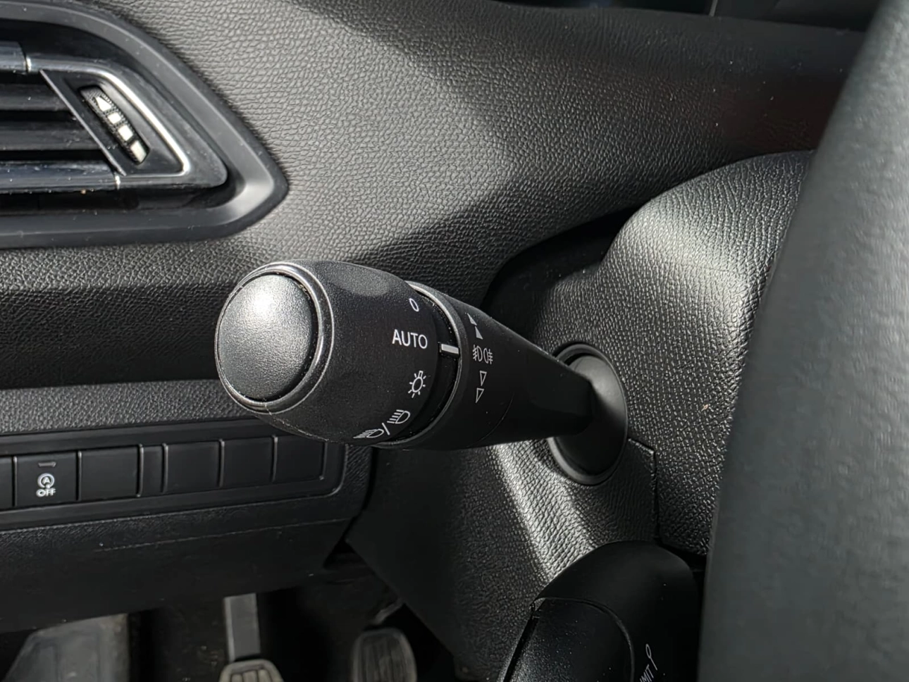 PEUGEOT 308 1.5 BLUEHDI 130CP MT6 ACTIVE 2020