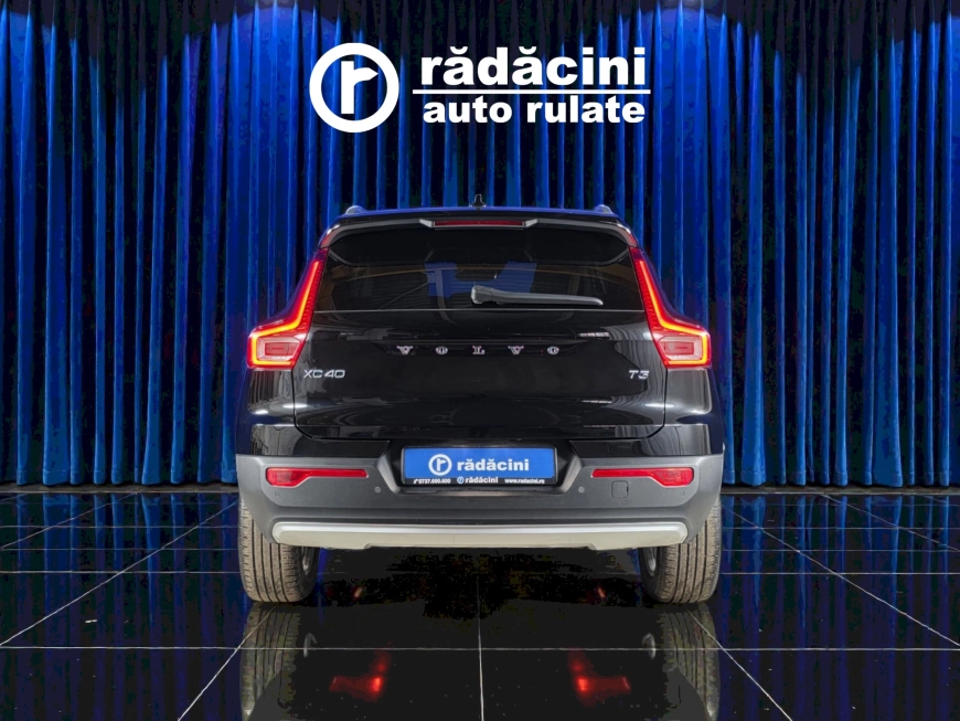 VOLVO XC 40 1.5 T3 163CP AT MOMENTUM PRO 2021