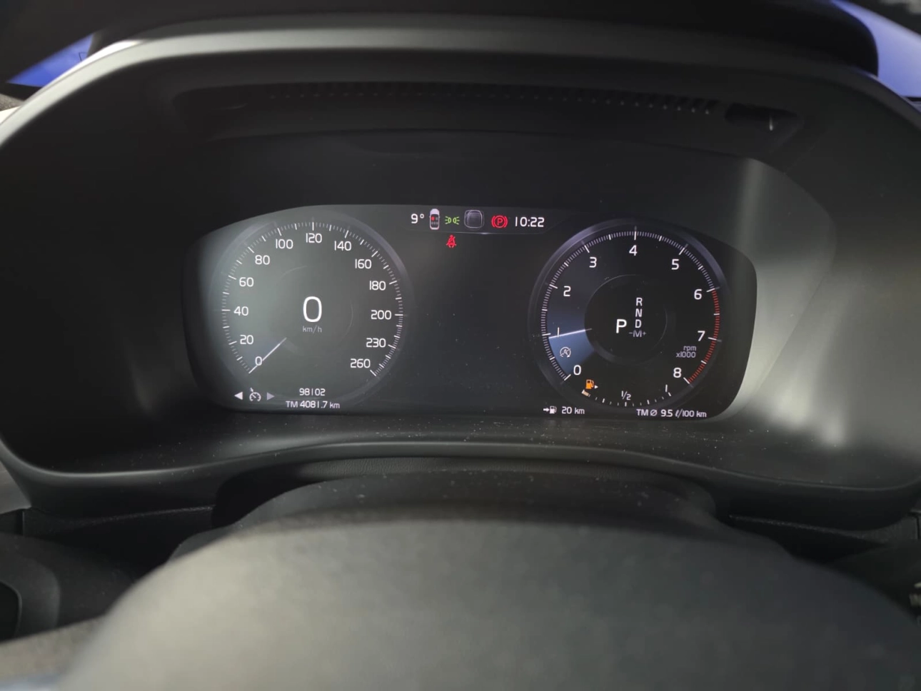 VOLVO XC 40 1.5 T3 163CP AT MOMENTUM PRO 2021