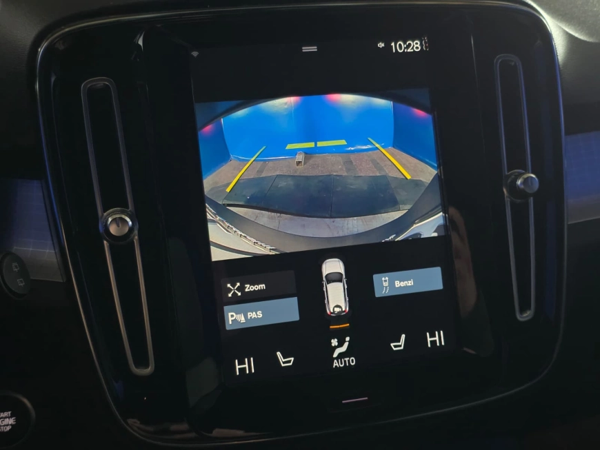 VOLVO XC 40 1.5 T3 163CP AT MOMENTUM PRO 2021